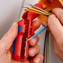 Knipex 16 95 01 SB ErgoStrip® Universal Wire Stripping Tool - Right Handed -Home Tools Sale 169501SB 00 POW A 06 scaled 1