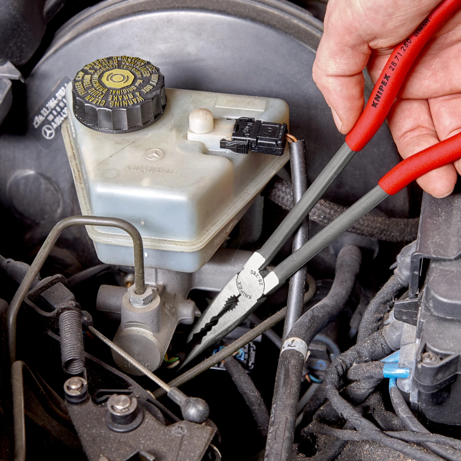 Knipex 28 71 280 Long Reach Needle-Nose Pliers 280mm 4 Knipex 28 71 280 Long Reach Needle-Nose Pliers 280mm - Image 2